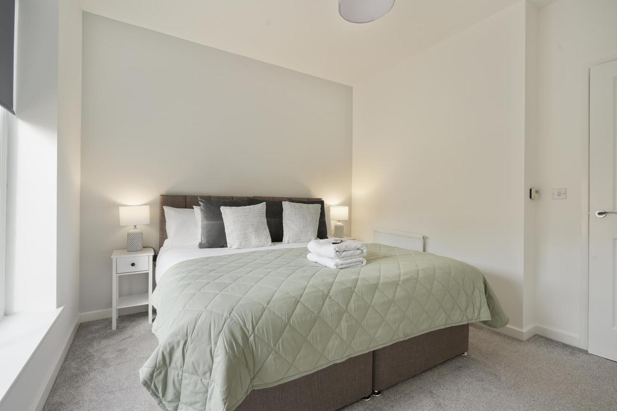 Mersey Way, Spacious 3 Bed Home, Close To Sheffield City Centre & Free Driveway Parking - Perfect For Workers, Groups & Families - Hosted By Stay Host Save Екстер'єр фото