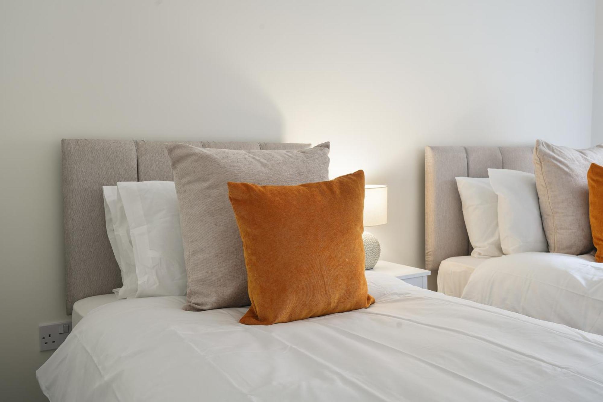 Mersey Way, Spacious 3 Bed Home, Close To Sheffield City Centre & Free Driveway Parking - Perfect For Workers, Groups & Families - Hosted By Stay Host Save Екстер'єр фото