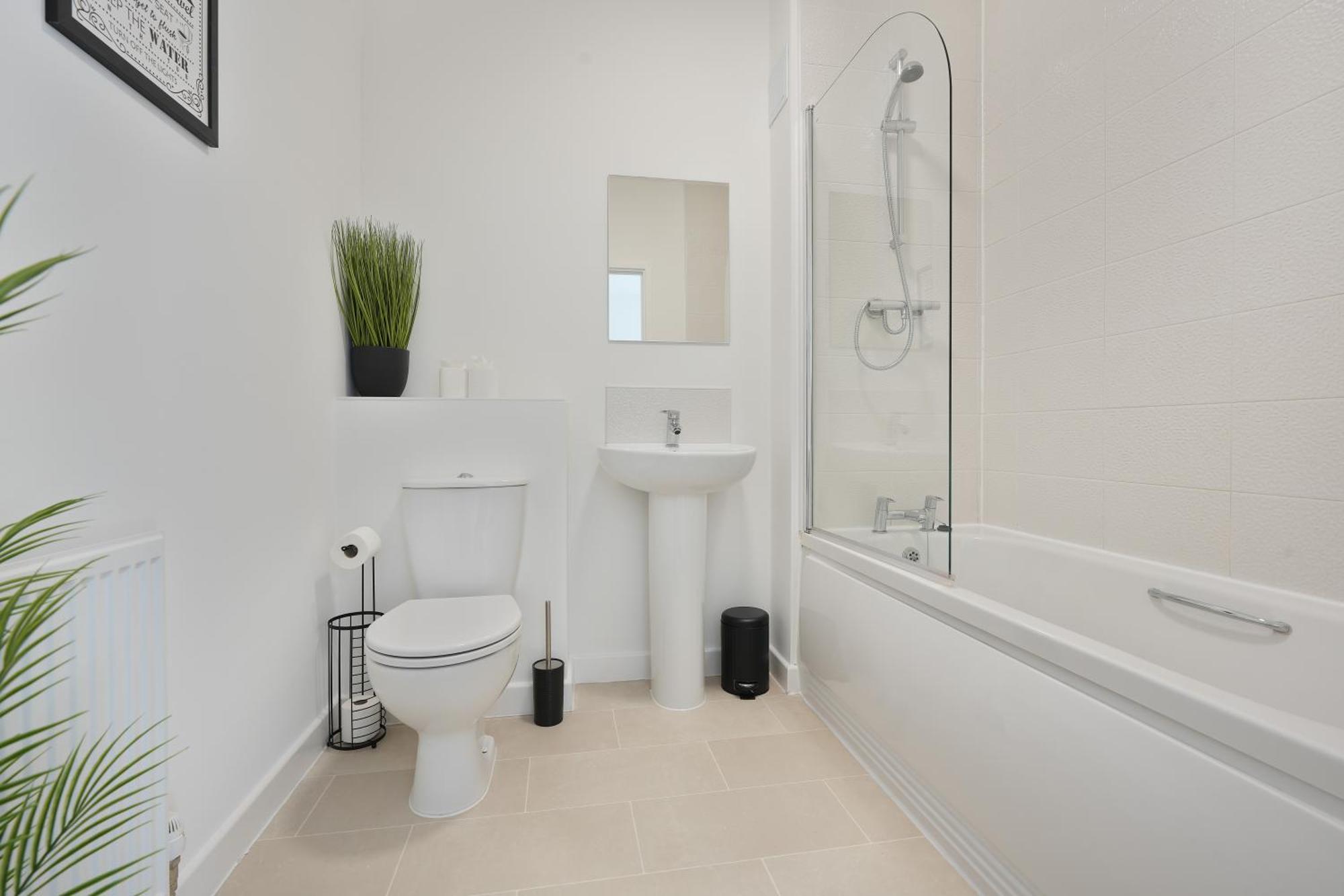Mersey Way, Spacious 3 Bed Home, Close To Sheffield City Centre & Free Driveway Parking - Perfect For Workers, Groups & Families - Hosted By Stay Host Save Екстер'єр фото