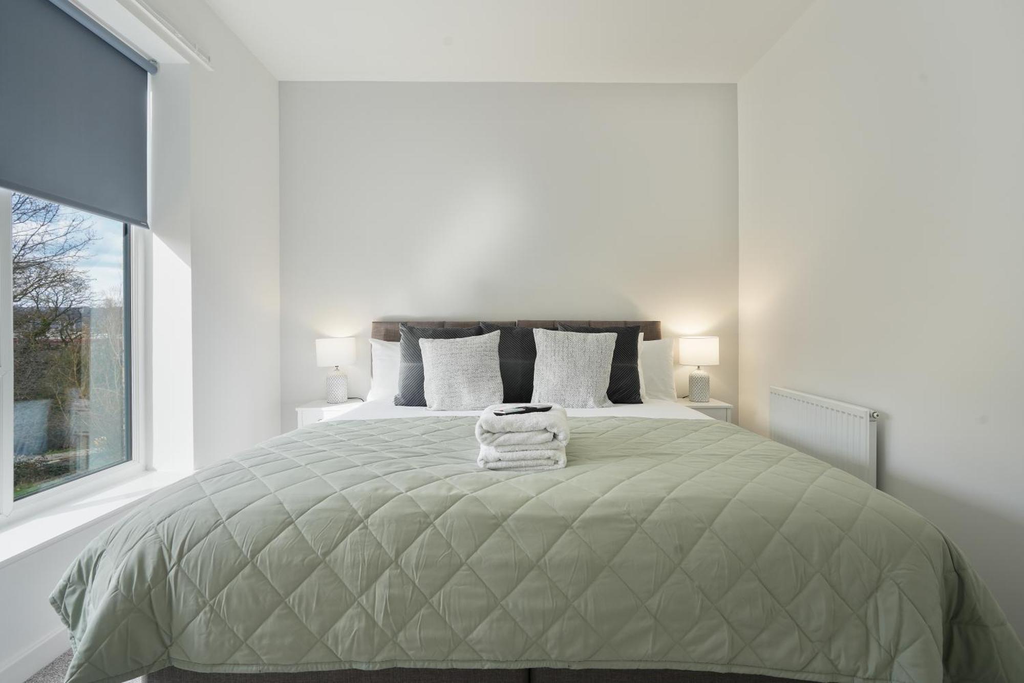 Mersey Way, Spacious 3 Bed Home, Close To Sheffield City Centre & Free Driveway Parking - Perfect For Workers, Groups & Families - Hosted By Stay Host Save Екстер'єр фото